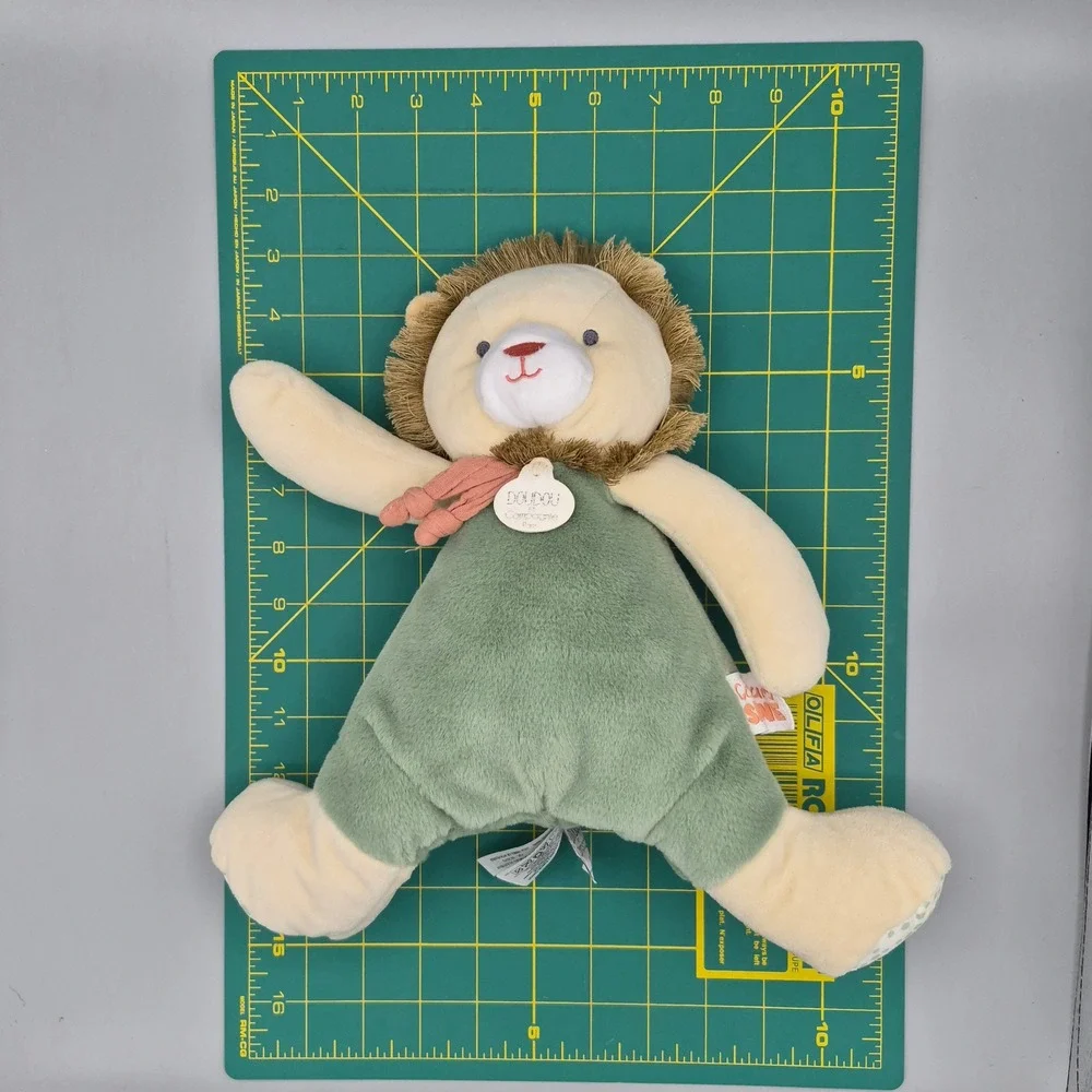 Doudou et Compagnie Paris Lion Plush Sage Green Polka Dot Paws DC4069 French Toy